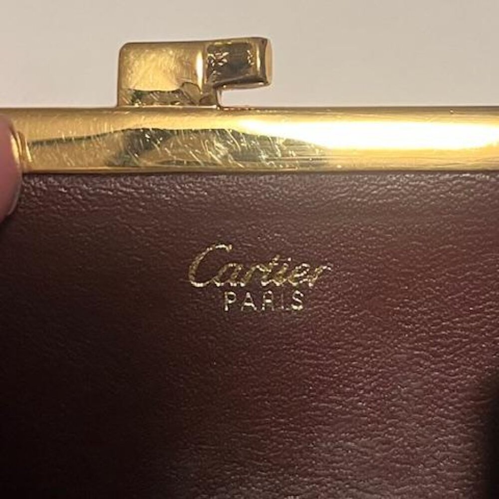 Cartier Coin Case Wallet Authentic
Women D: 0.39" H: 3.15" W:3.15"
9634. IN GUC - Picture 5 of 7